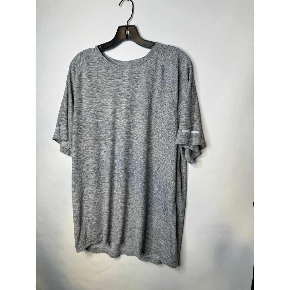 Old navy grey short sleeve t-shirt